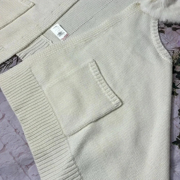 Kaufman Franco Off white faux fur vest - Picture 5 of 12